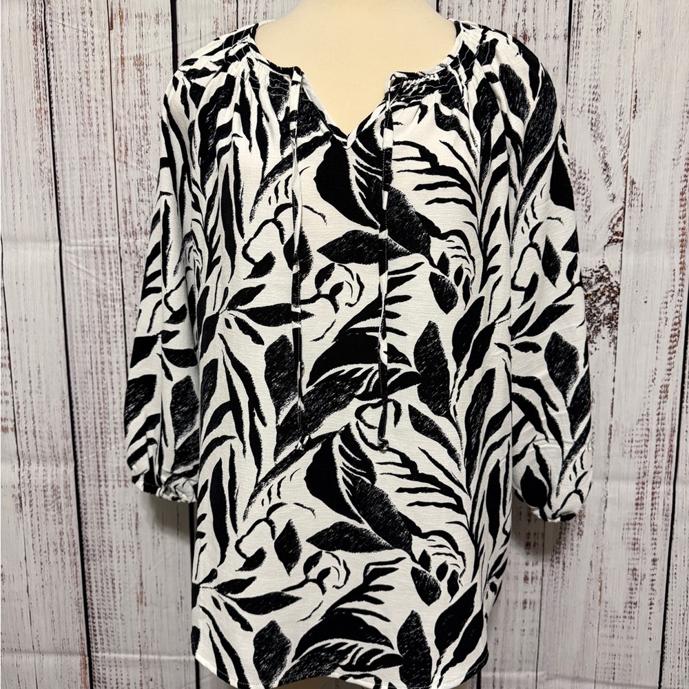 Fred David Monochrome Leaf‎ Pattern Blouse